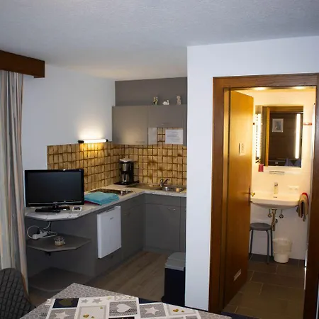 منزل للإقامة Haus Hahnenkamm *