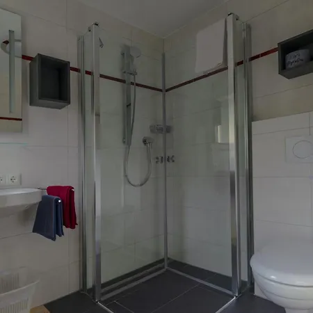 Haus Hahnenkamm منزل للإقامة