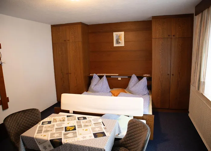 Haus Hahnenkamm Nesselwängle